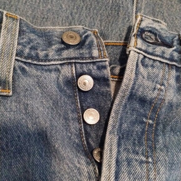 Levi's 501 Women's Patched Destroyed Button Fly Denim Jeans Size W27 L28 - Picture 5 of 11